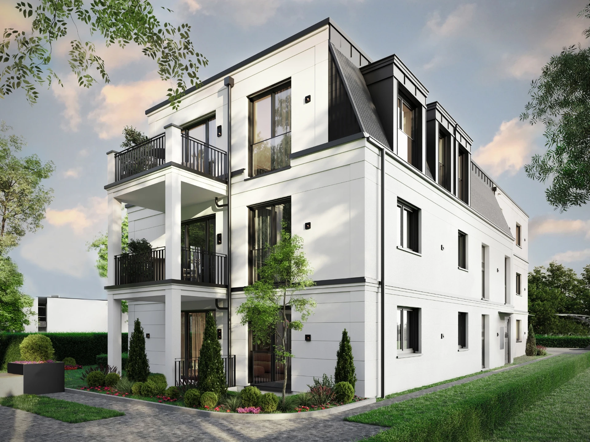 Seitliche Ansicht der Villa Oberalster mit Balkonen und Staffelgeschoss